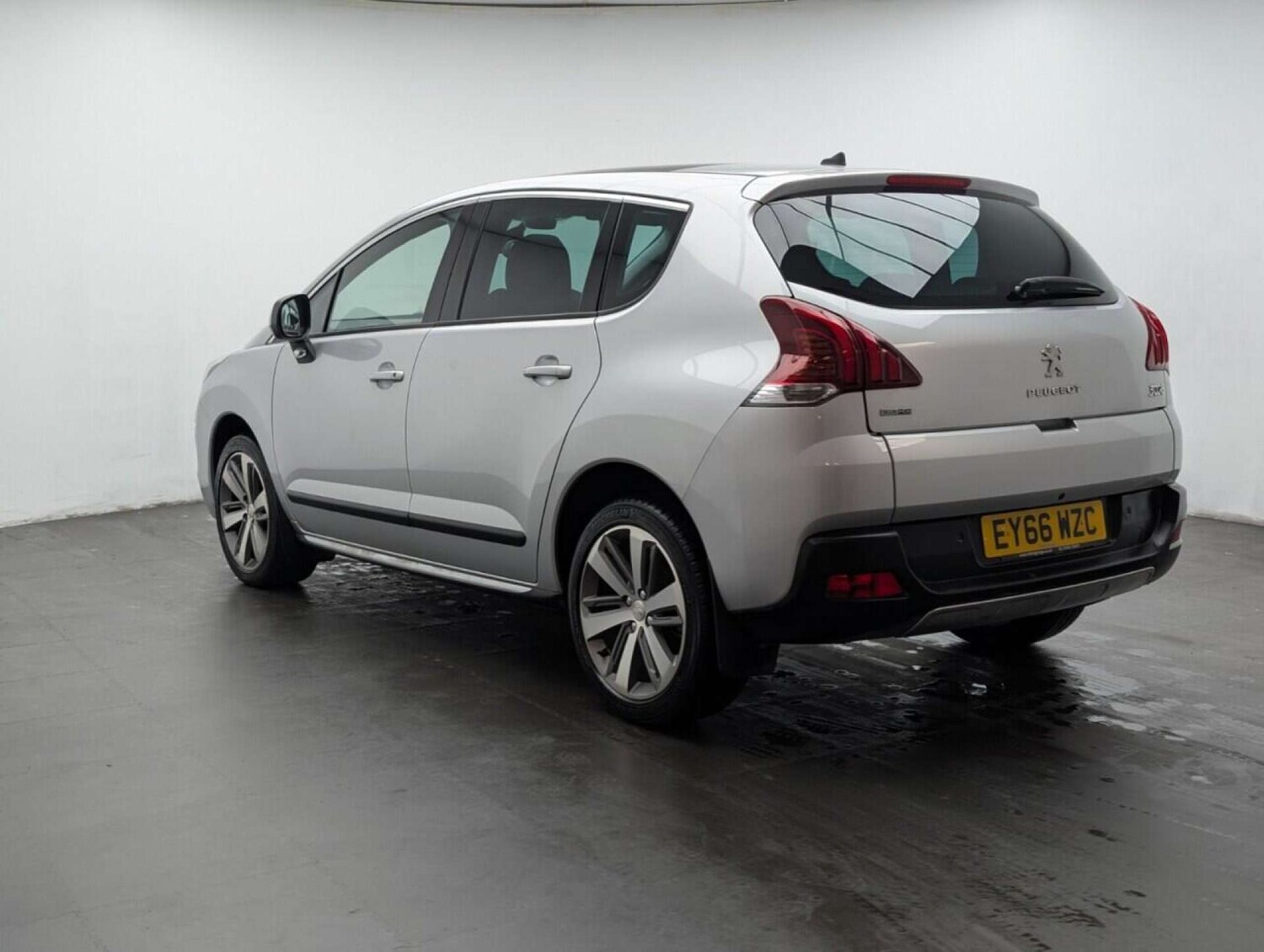 Used Peugeot 3008 2017 for sale - 77714093: Photo 6