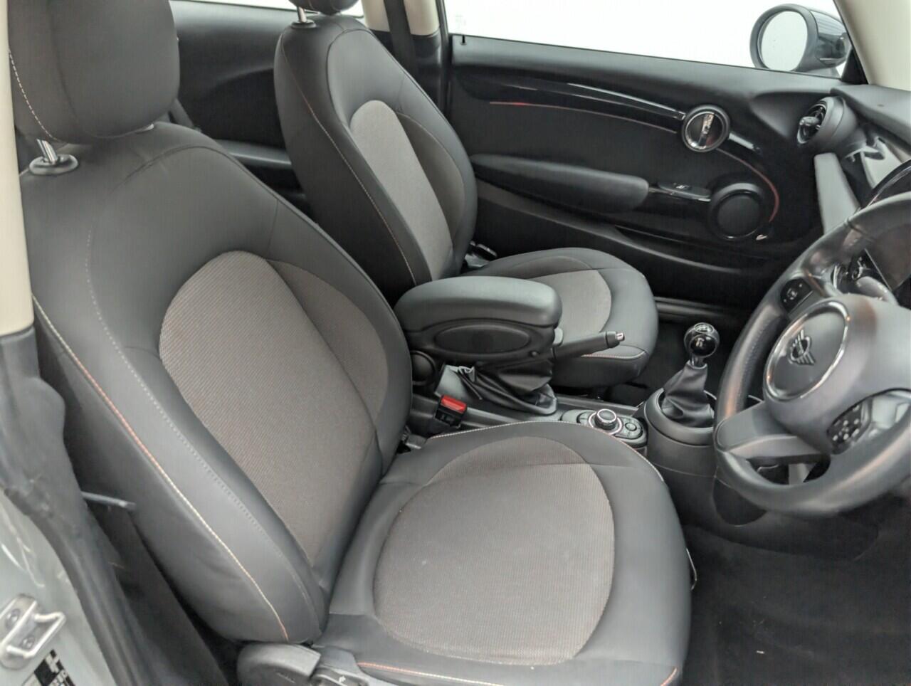 Used MINI Hatch 2021 for sale - 76743083: Photo 12