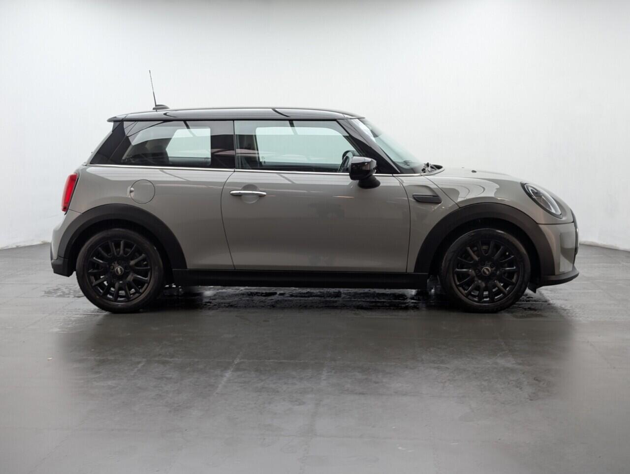 Used MINI Hatch 2021 for sale - 76743083: Photo 9