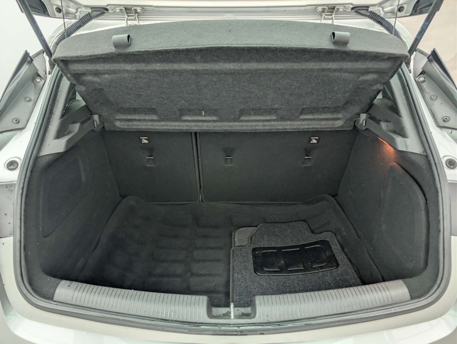 Used Vauxhall Astra 2018 for sale - 78078339: Photo 22