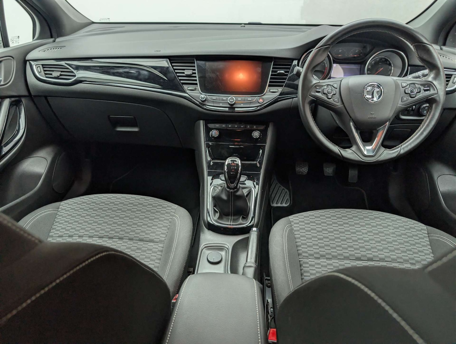 Used Vauxhall Astra 2018 for sale - 78078339: Photo 26