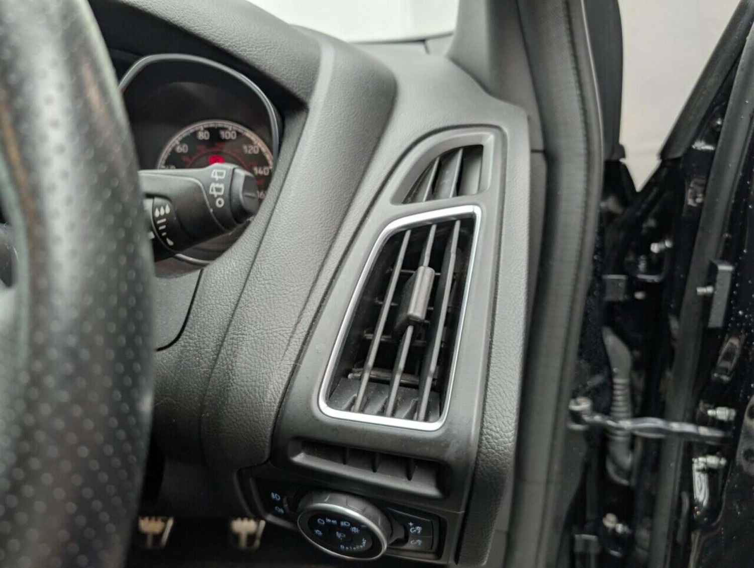 Used Ford Focus 2017 for sale - 77713888: Photo 19