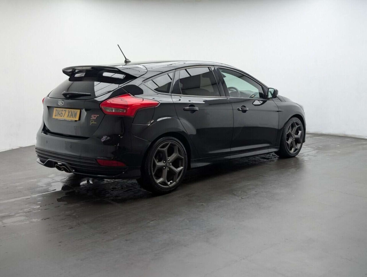 Used Ford Focus 2017 for sale - 77713888: Photo 8