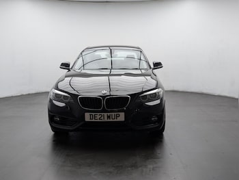 Used BMW 2 Series 2021 for sale - 76780800: Photo
