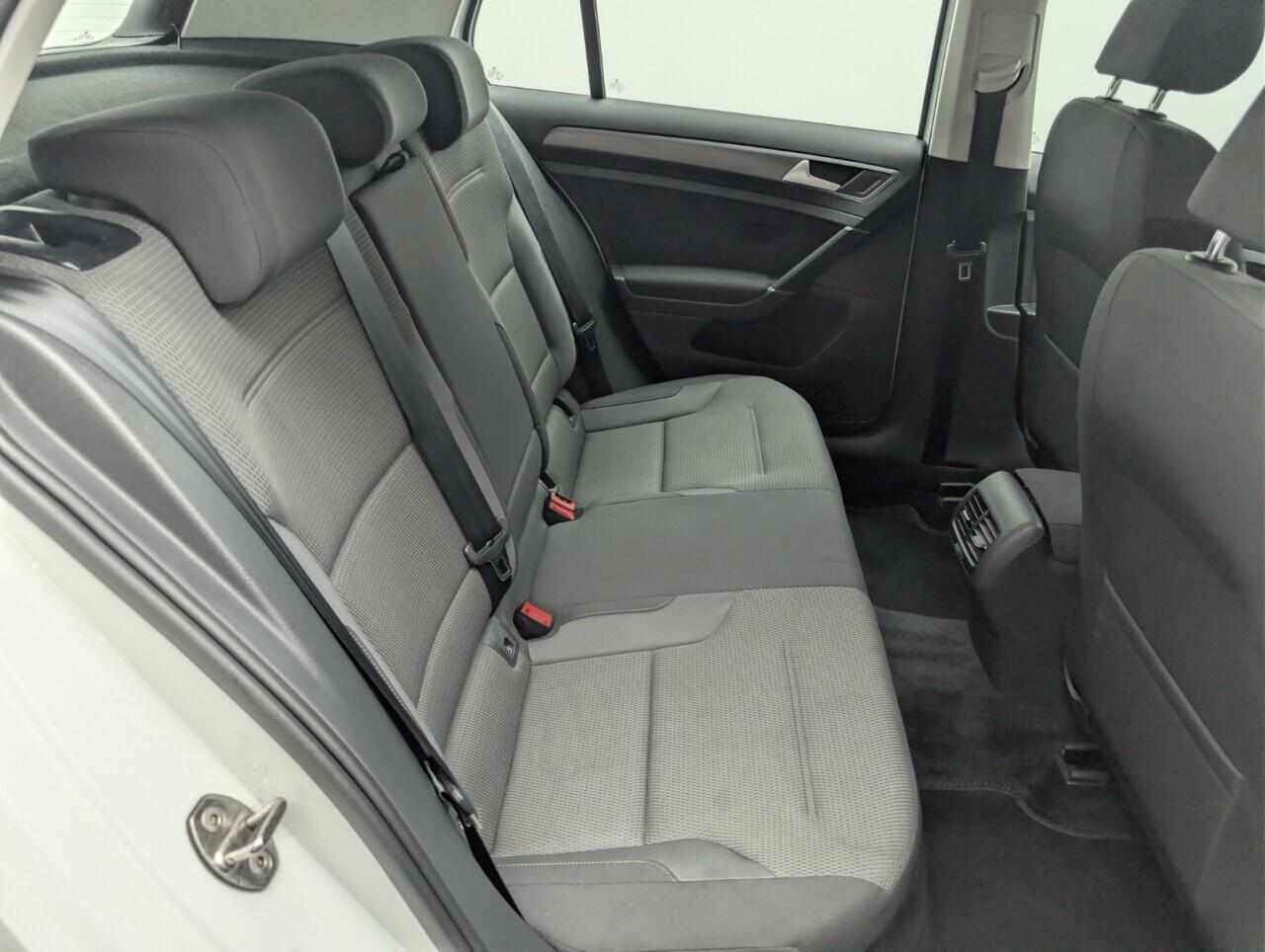 Used Volkswagen Golf 2020 for sale - 77130778: Photo 23