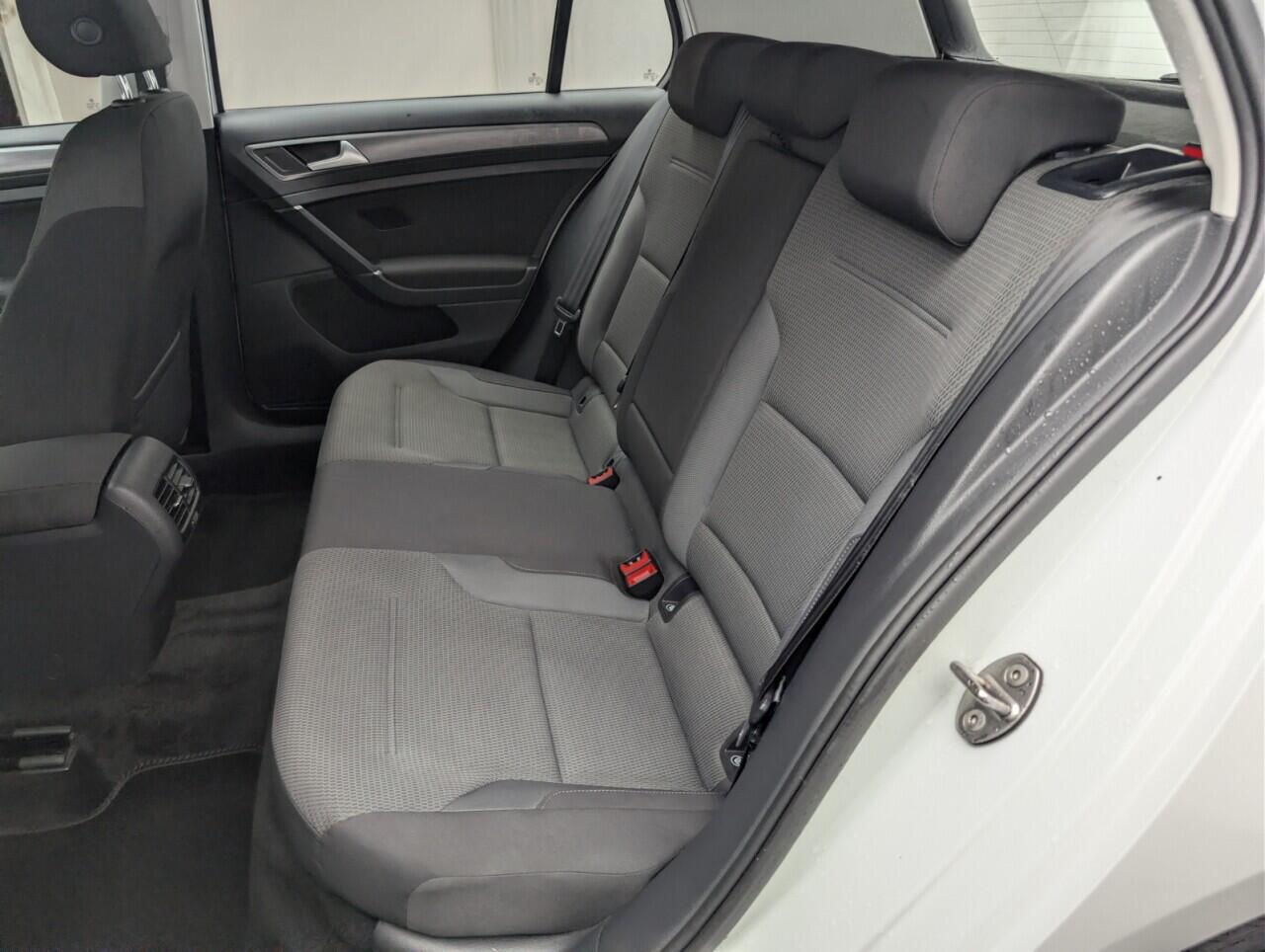 Used Volkswagen Golf 2020 for sale - 77130778: Photo 25