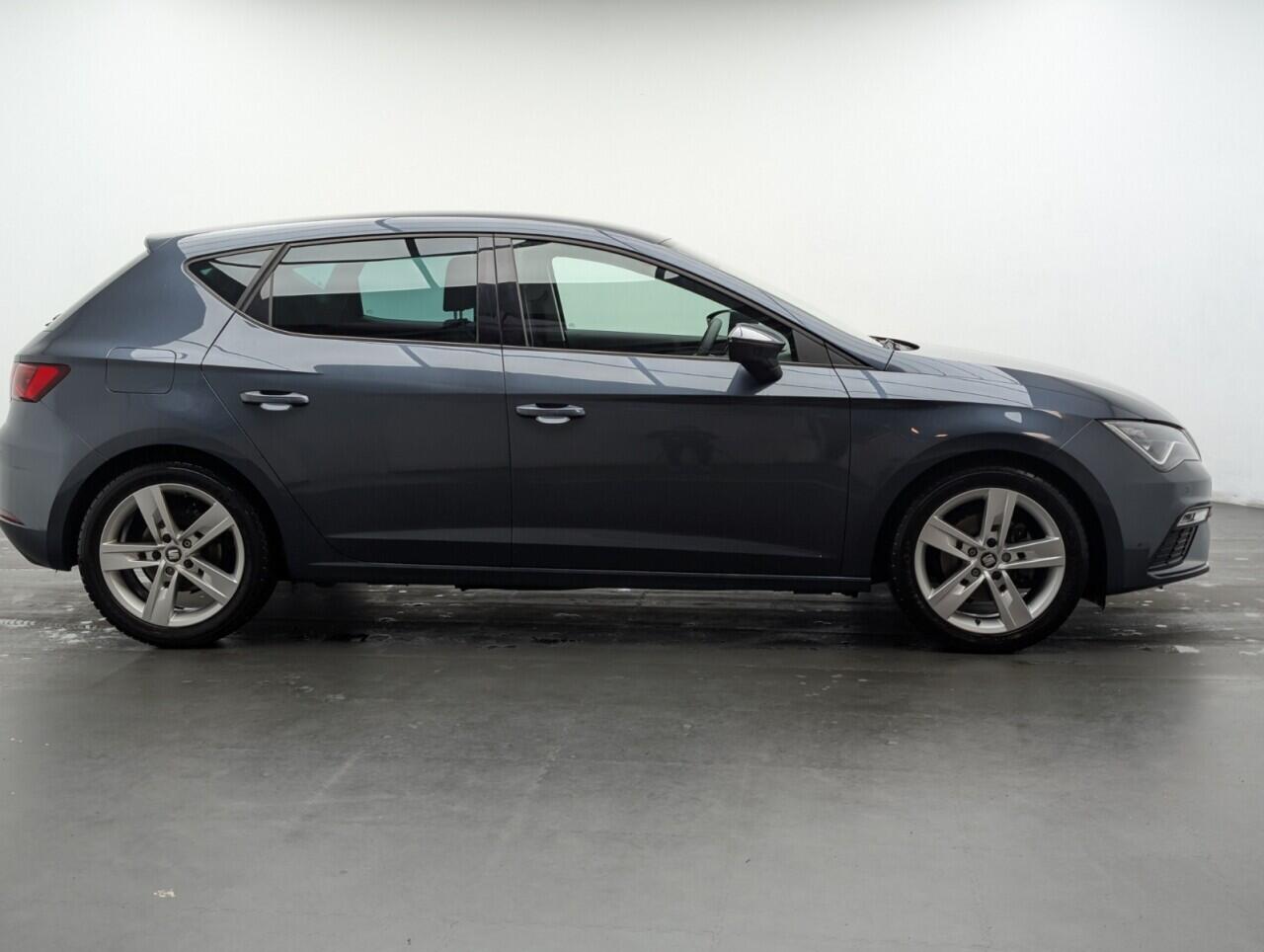 Used SEAT Leon 2019 for sale - 77454917: Photo 9