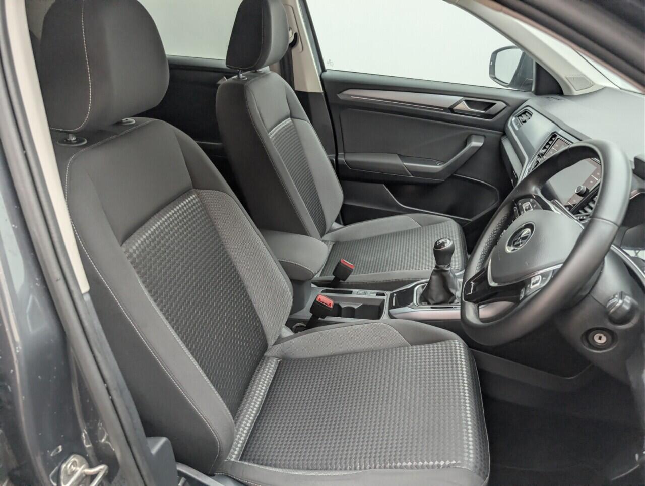 Used Volkswagen T-Roc 2021 for sale - 76633749: Photo 12