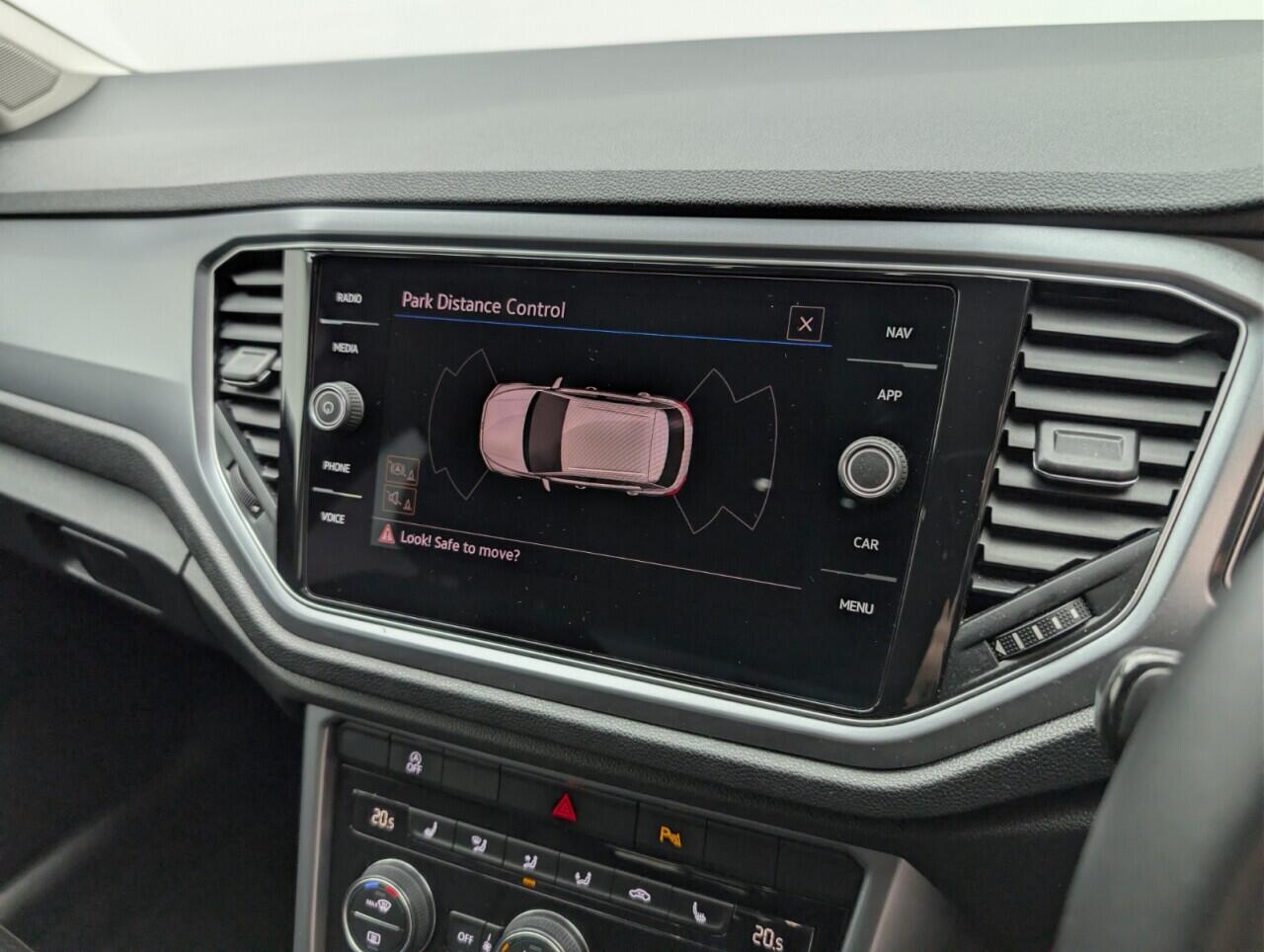 Used Volkswagen T-Roc 2021 for sale - 76633749: Photo 15