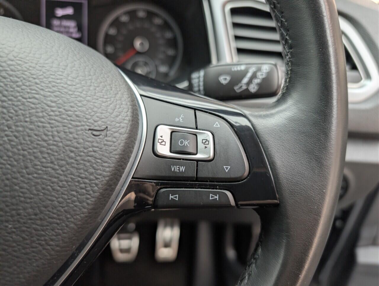 Used Volkswagen T-Roc 2021 for sale - 76633749: Photo 20