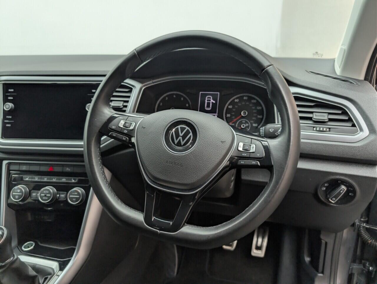 Used Volkswagen T-Roc 2021 for sale - 76633749: Photo 23