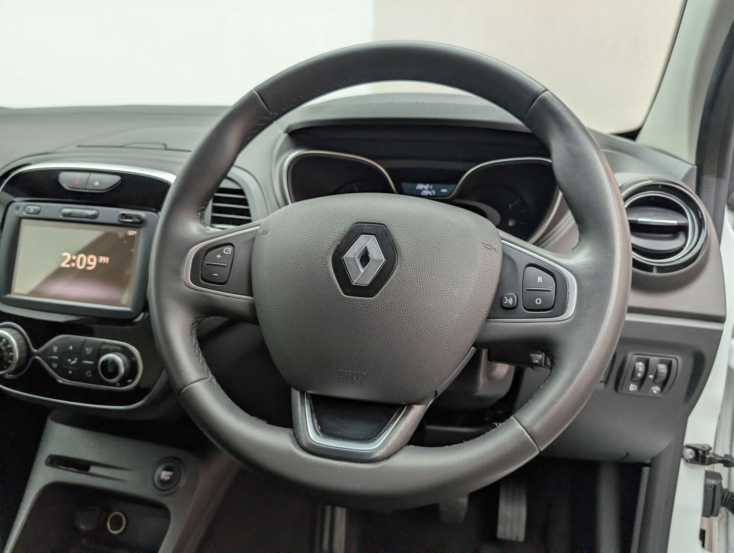 Used Renault Captur 2019 for sale - 78131934: Photo 17