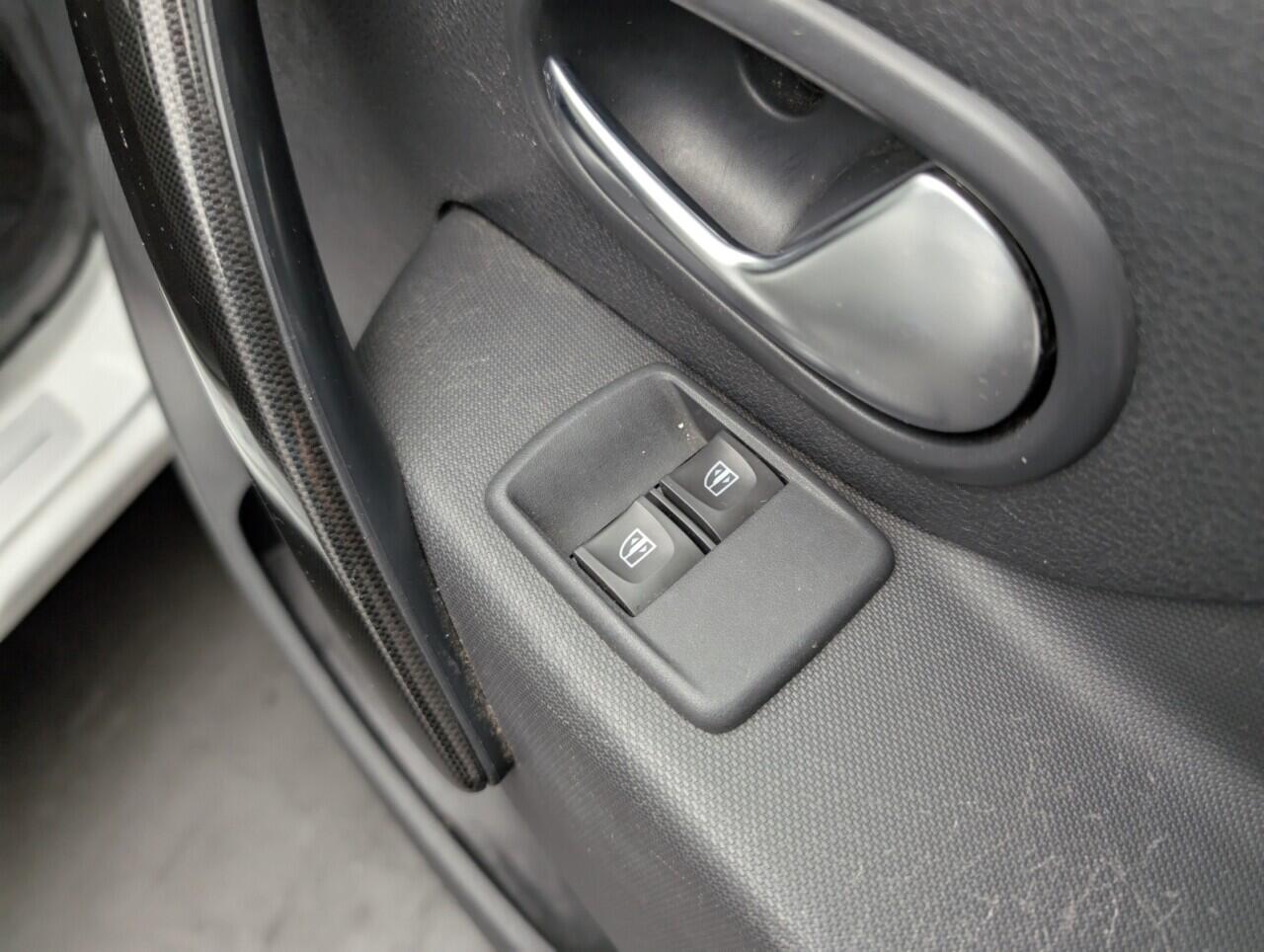 Used Dacia Logan MCV 2017 for sale - 76423731: Photo 21