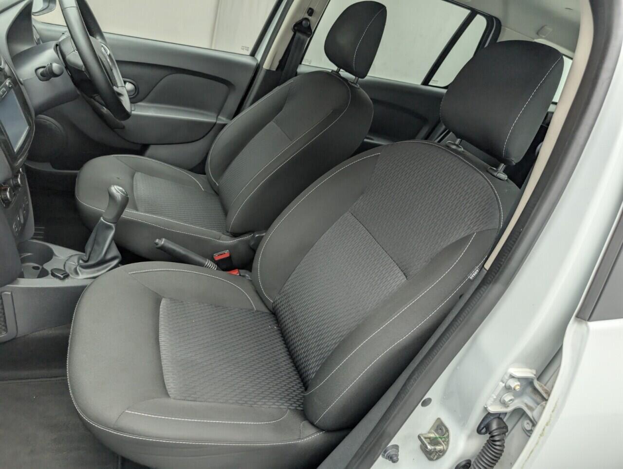 Used Dacia Logan MCV 2017 for sale - 76423731: Photo 27