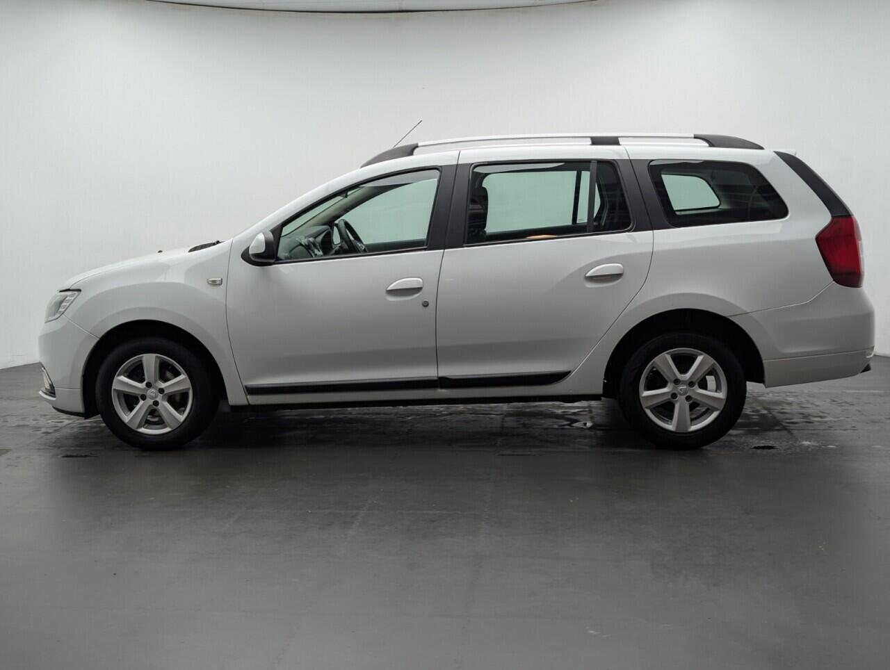 Used Dacia Logan MCV 2017 for sale - 76423731: Photo 5