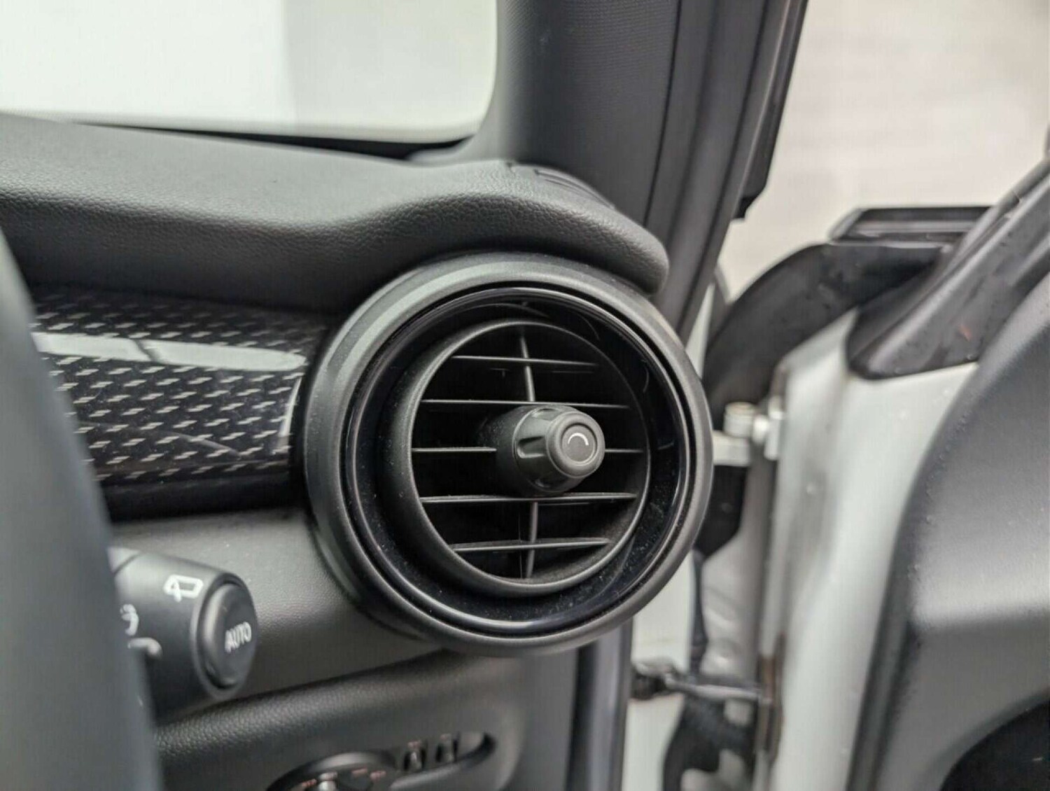 Used MINI Hatch 2019 for sale - 77714252: Photo 19