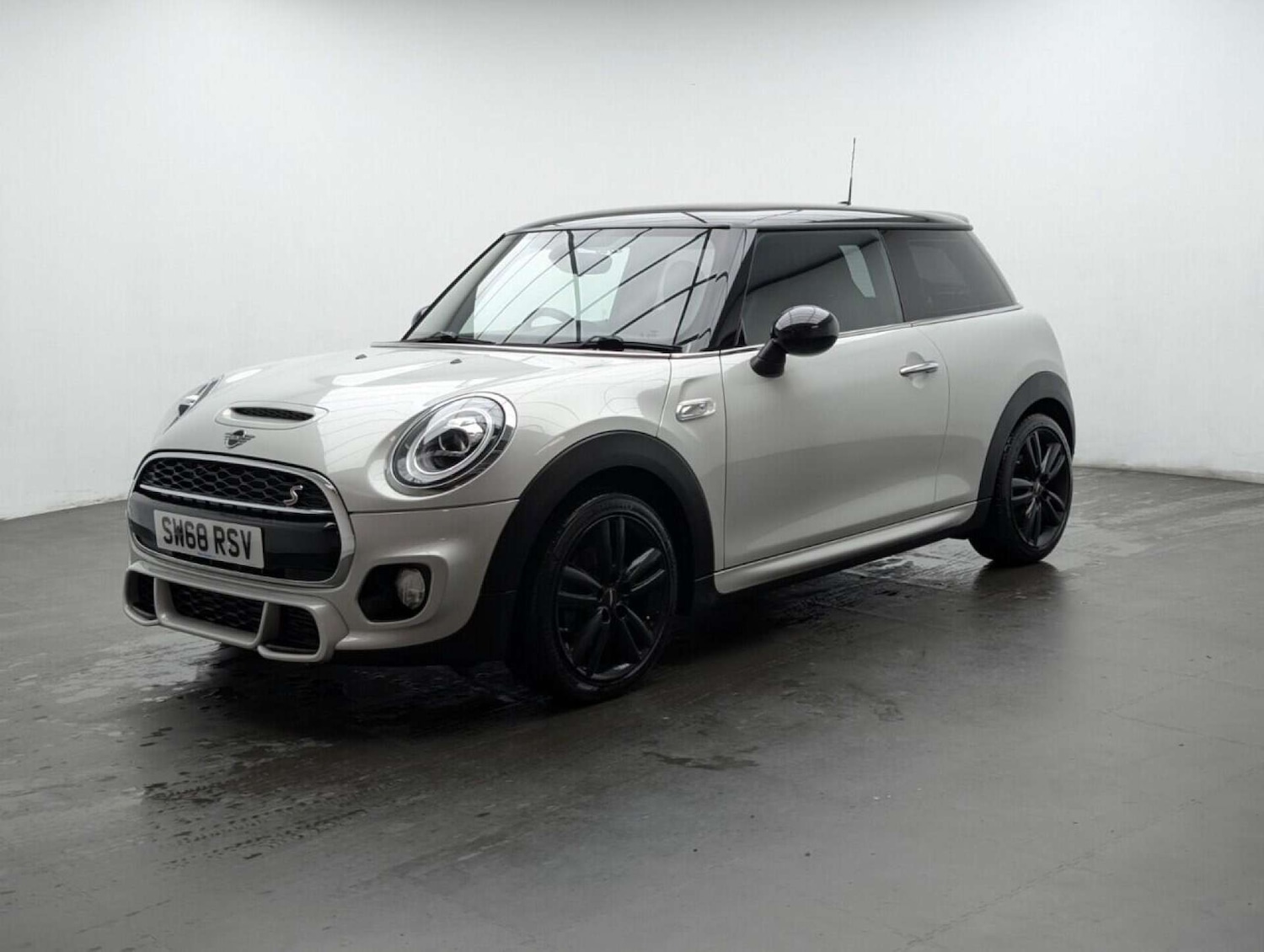 Used MINI Hatch 2019 for sale - 77714252: Photo 4