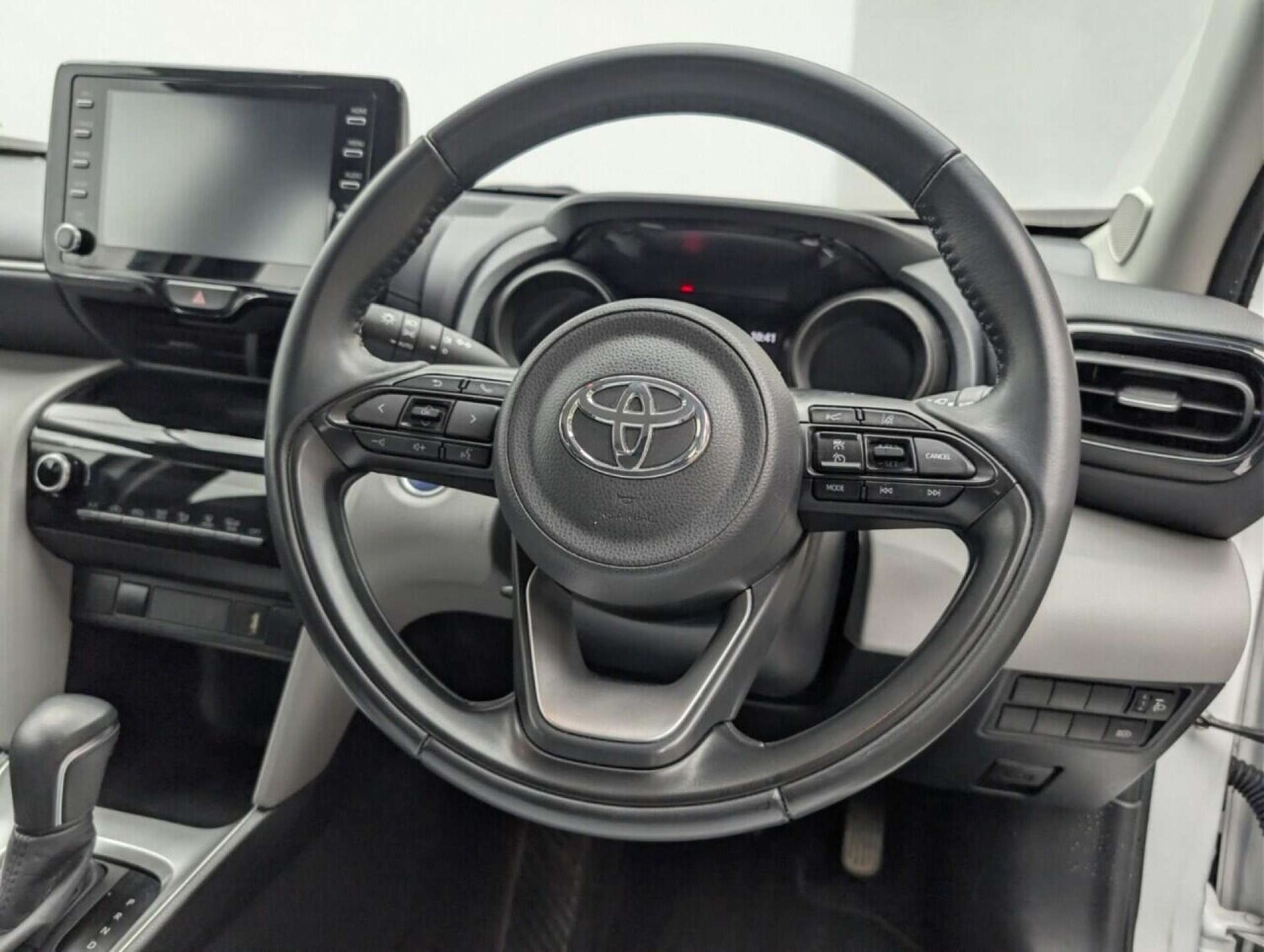 Used Toyota Yaris Cross 2022 for sale - 78056724: Photo 28