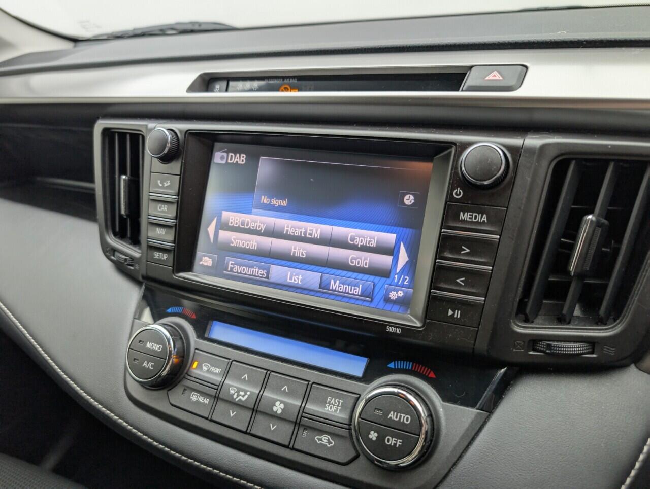 Used Toyota RAV4 2016 for sale - 76424782: Photo 13