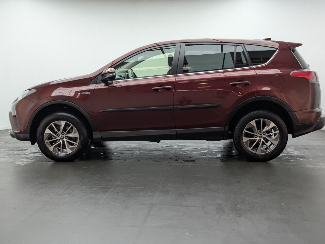 Used Toyota RAV4 2016 for sale - 76424782: Photo 5