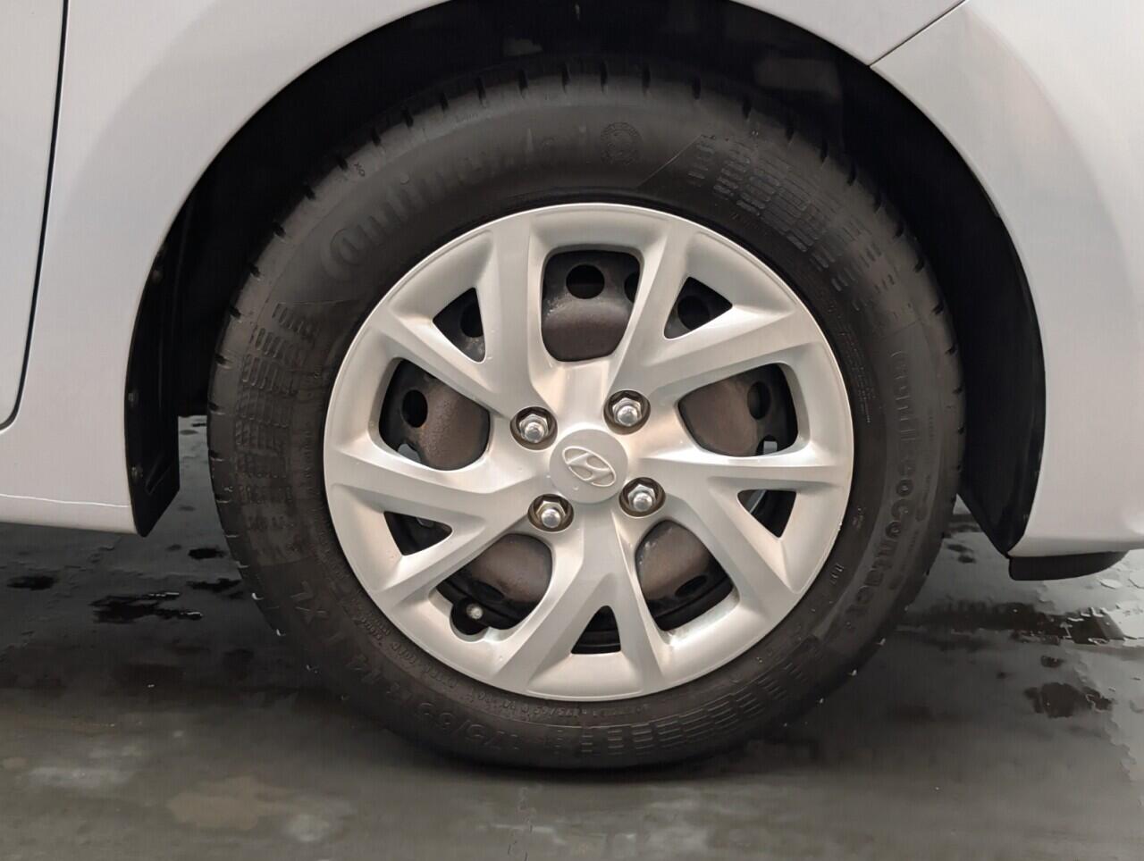 Used Hyundai i10 2019 for sale - 76423485: Photo 10