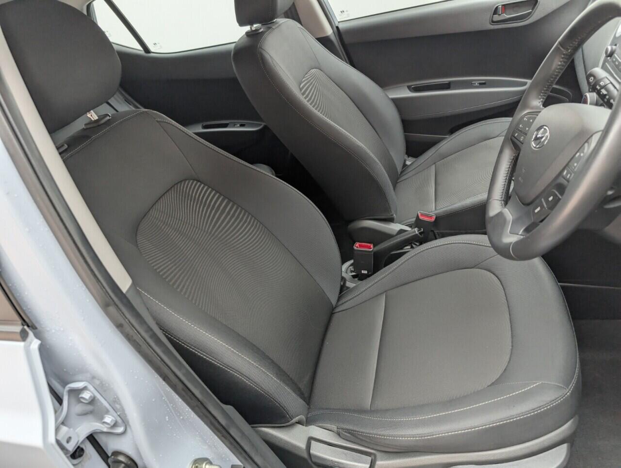 Used Hyundai i10 2019 for sale - 76423485: Photo 12