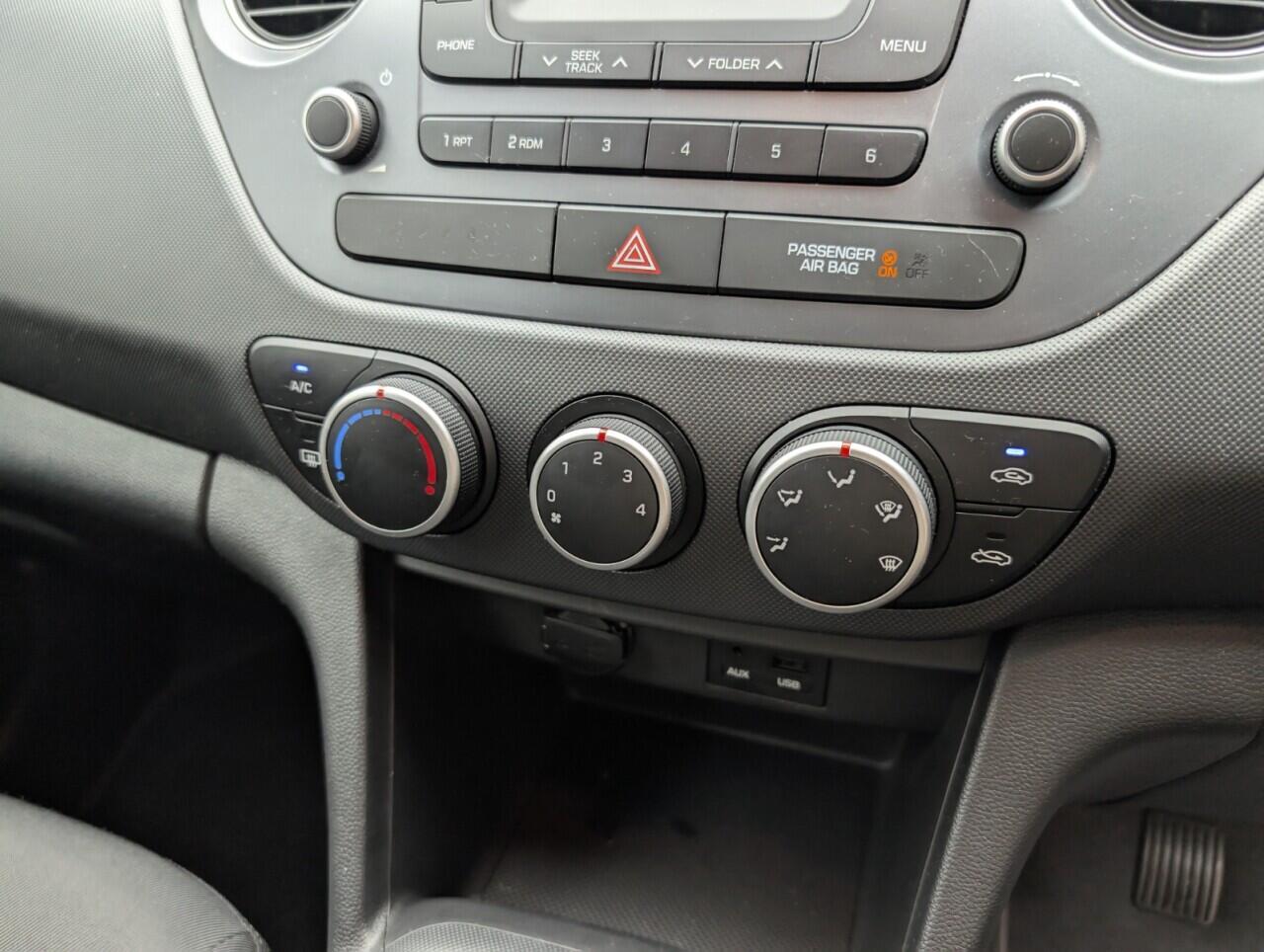 Used Hyundai i10 2019 for sale - 76423485: Photo 14