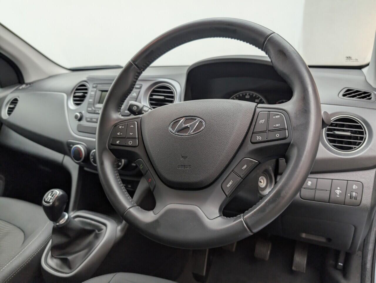 Used Hyundai i10 2019 for sale - 76423485: Photo 21