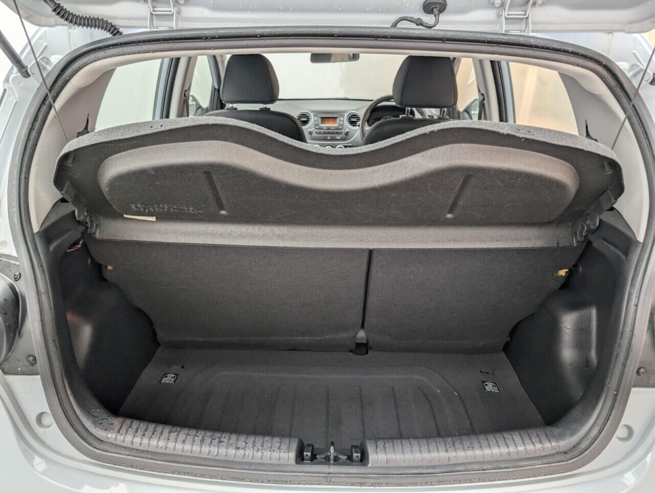 Used Hyundai i10 2019 for sale - 76423485: Photo 25