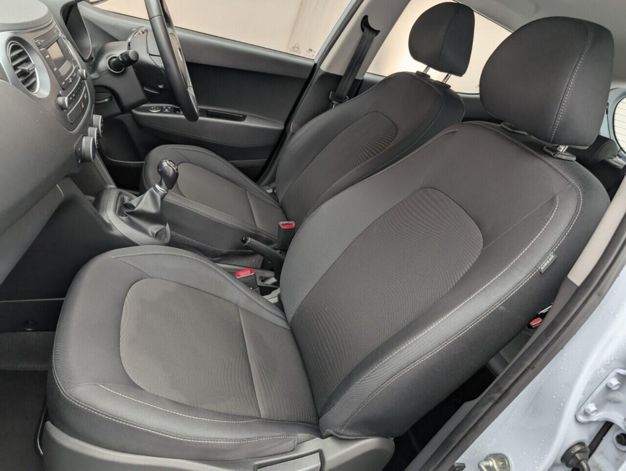 Used Hyundai i10 2019 for sale - 76423485: Photo 27