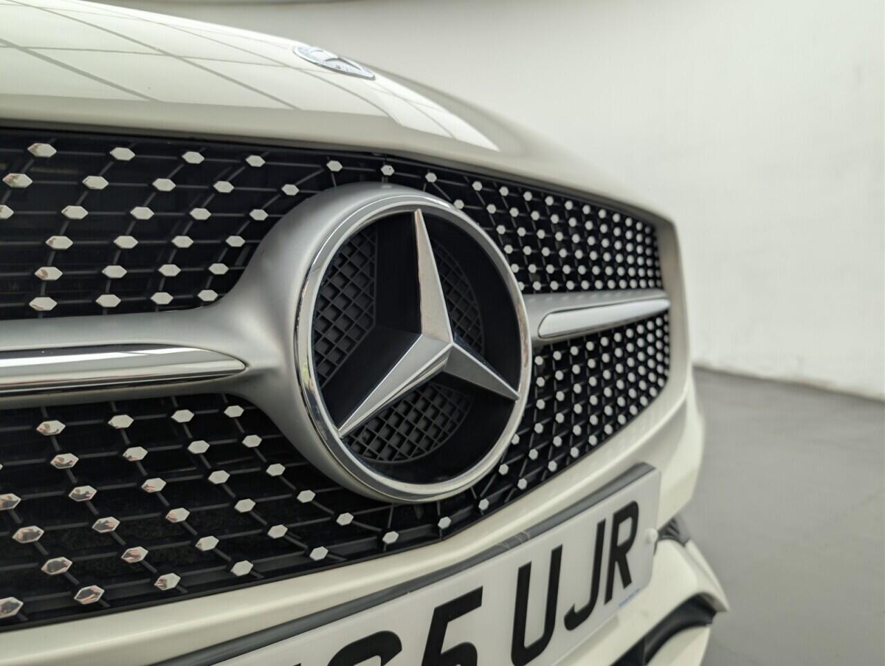 Used Mercedes-Benz A-Class for sale - 77670339: Photo 27