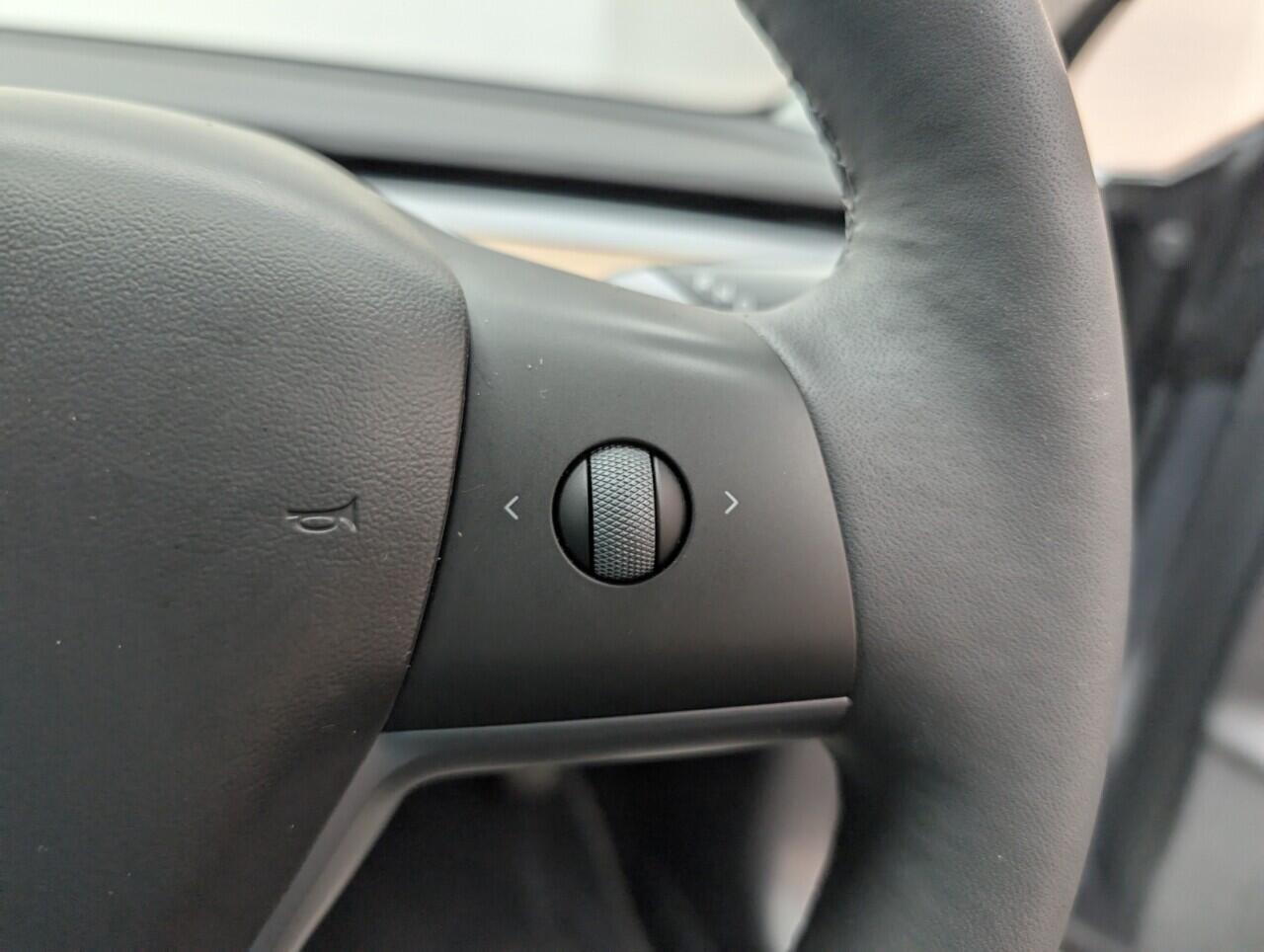 Used Tesla Model 3 2020 for sale - 76456645: Photo 18