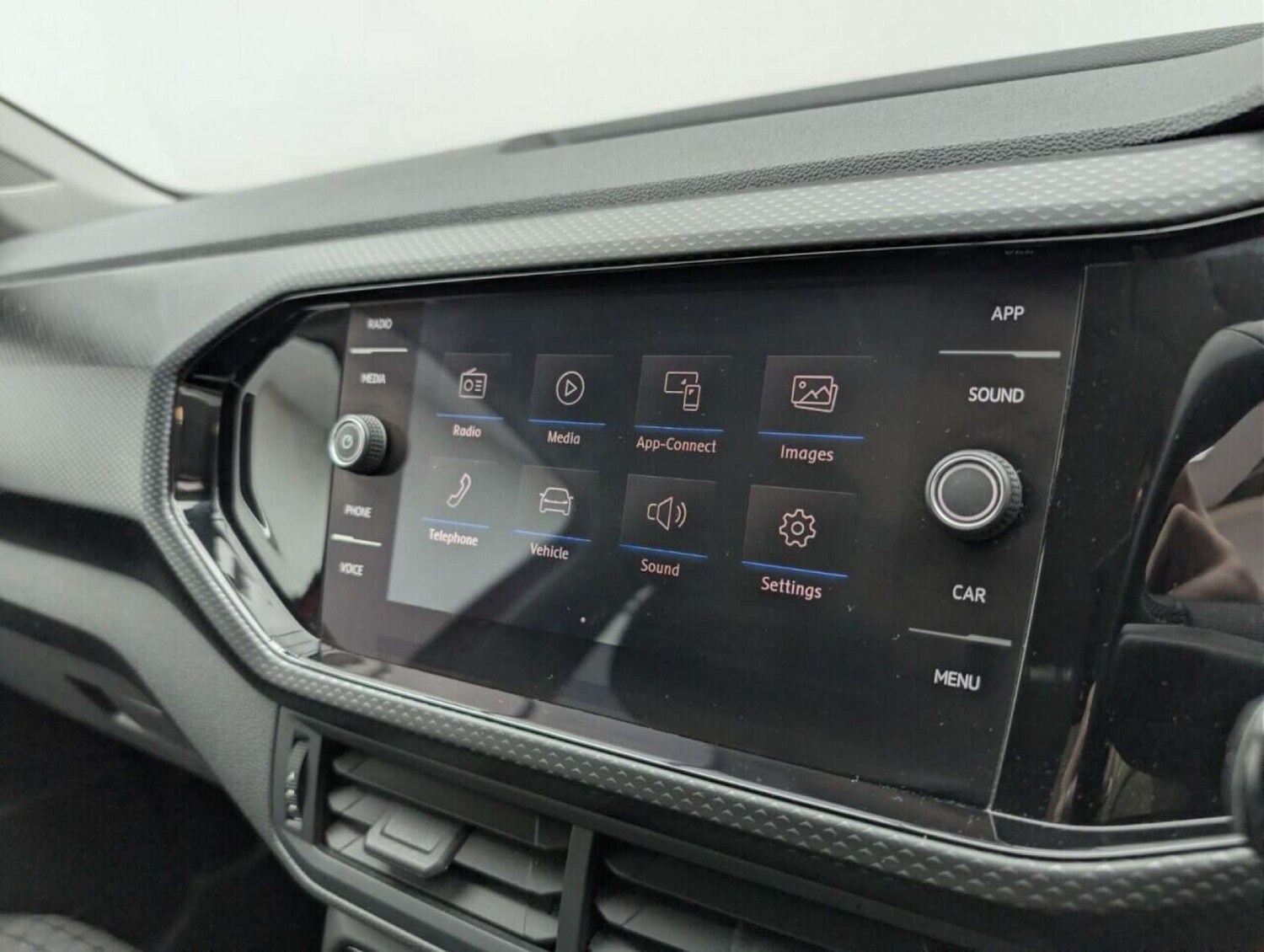 Used Volkswagen T-Cross 2020 for sale - 77713904: Photo 14