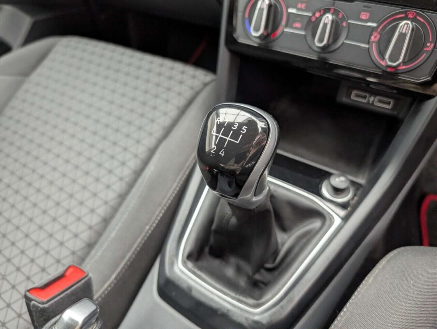 Used Volkswagen T-Cross 2020 for sale - 77713904: Photo 16