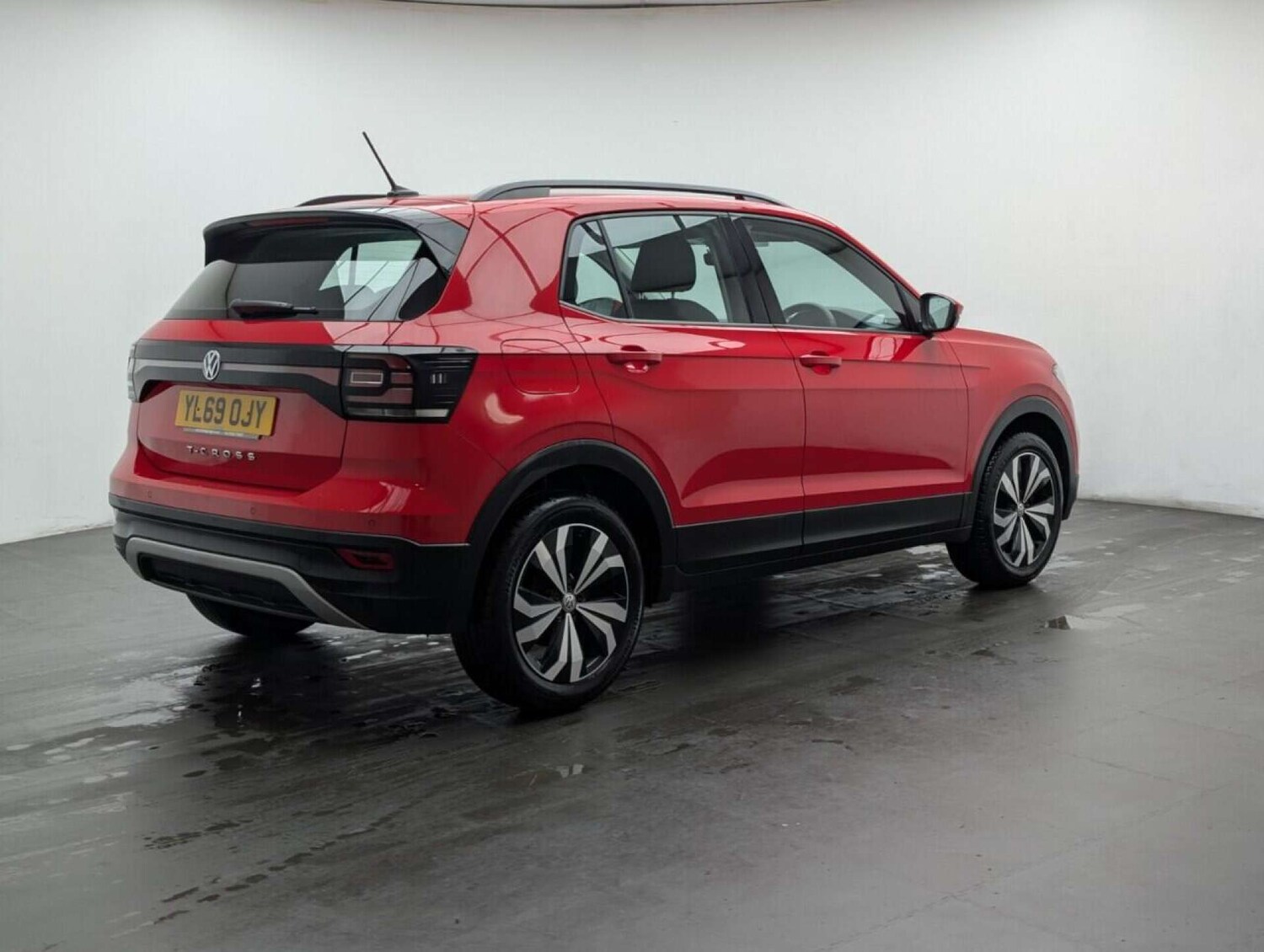 Used Volkswagen T-Cross 2020 for sale - 77713904: Photo 8