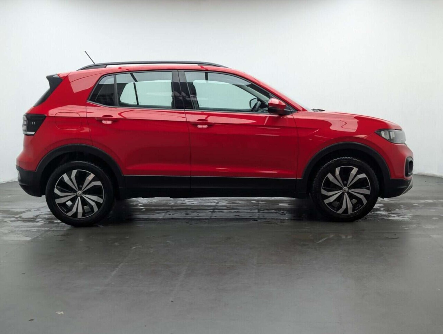 Used Volkswagen T-Cross 2020 for sale - 77713904: Photo 9