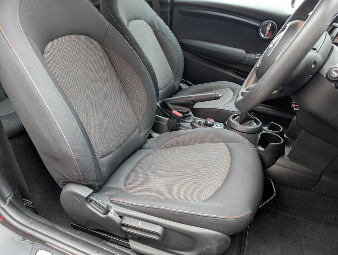 Used MINI Hatch 2020 for sale - 76424781: Photo 12