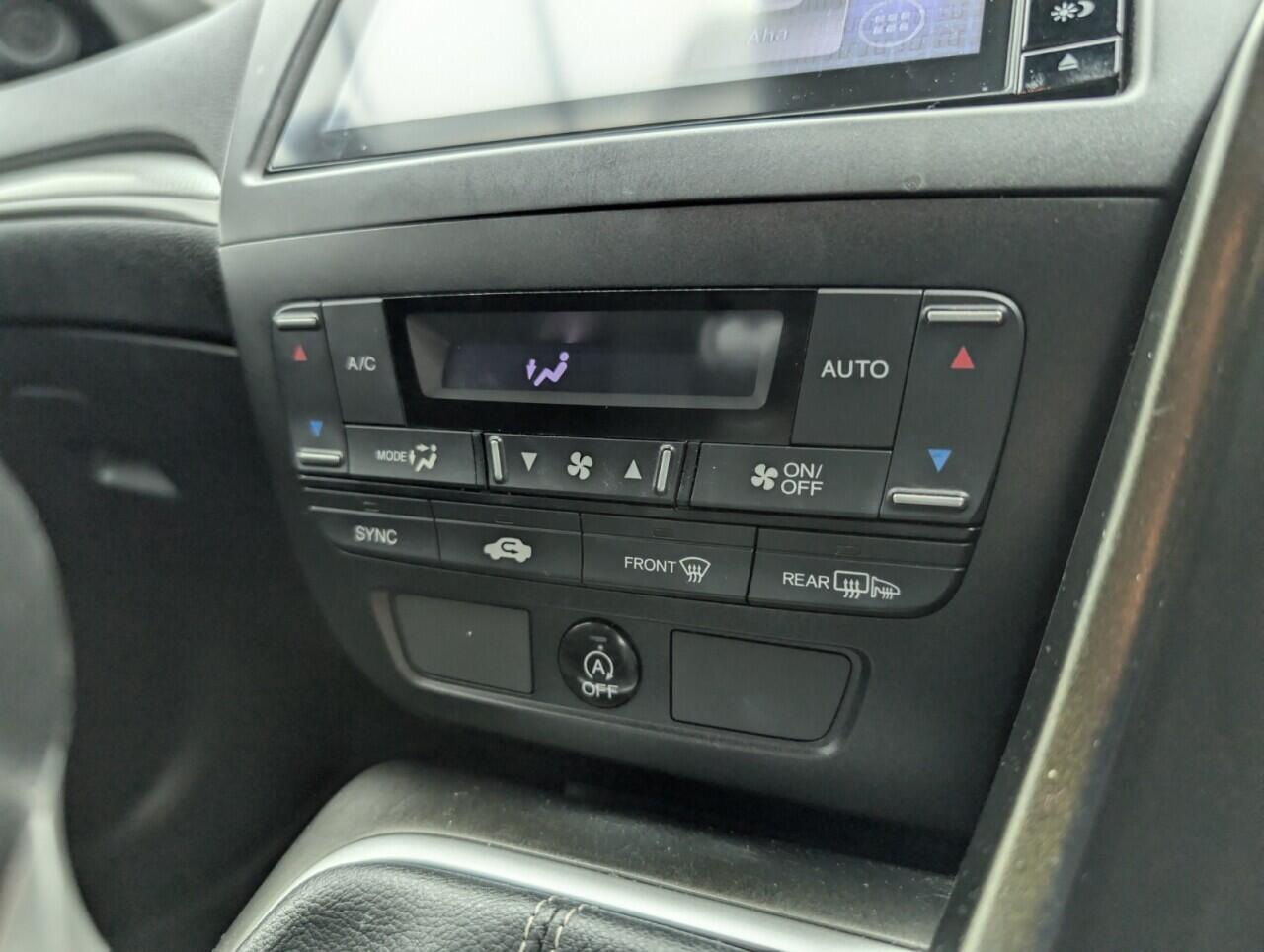 Used Honda Civic 2016 for sale - 76425526: Photo 16