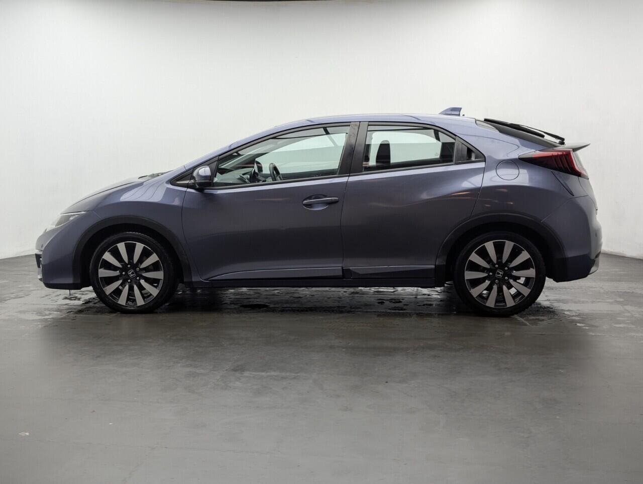 Used Honda Civic 2016 for sale - 76425526: Photo 5