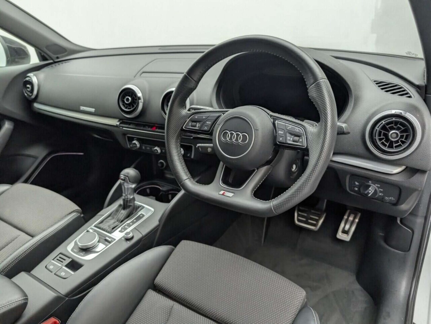 Used Audi A3 2017 for sale - 77714276: Photo 11