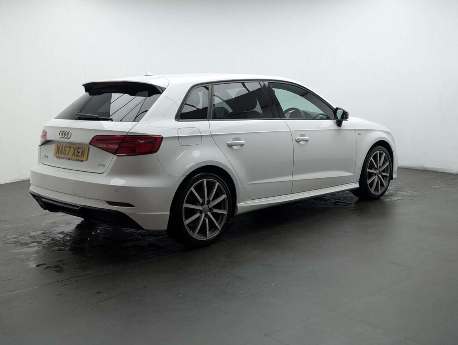 Used Audi A3 2017 for sale - 77714276: Photo 8