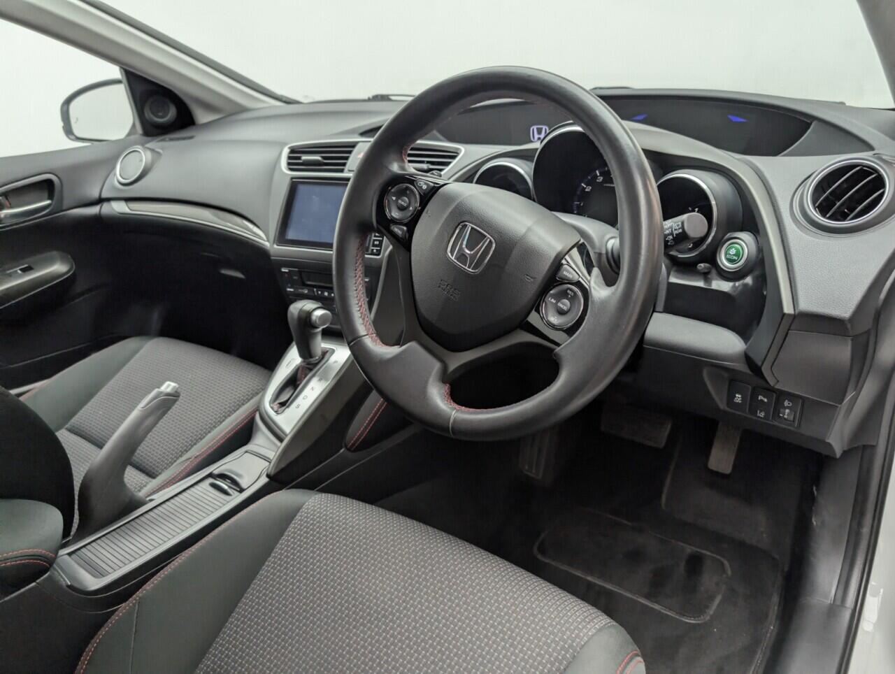 Used Honda Civic 2017 for sale - 76422972: Photo 11