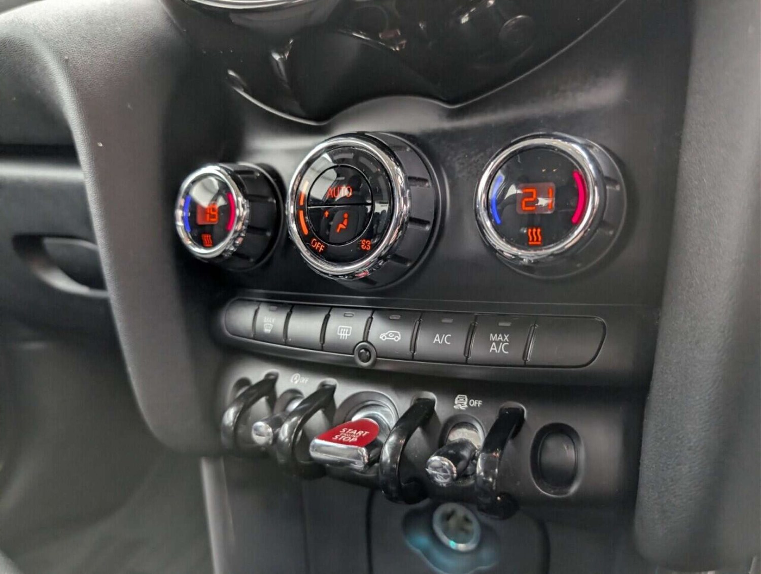 Used MINI Hatch 2017 for sale - 77713379: Photo 14