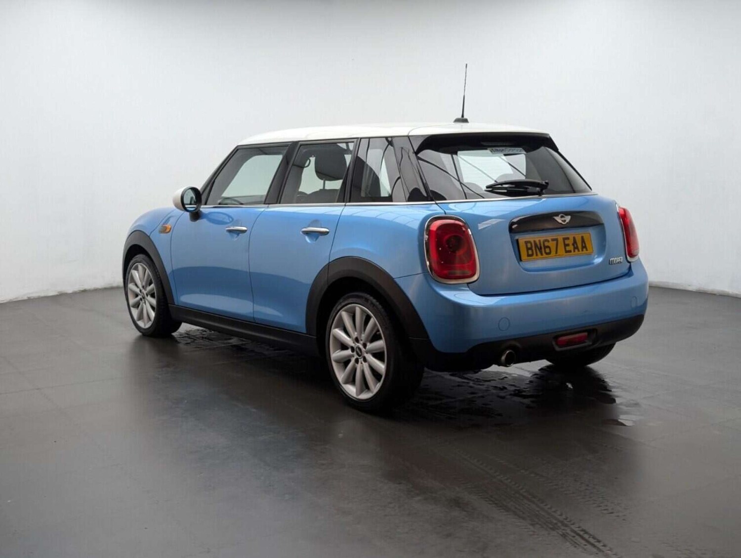 Used MINI Hatch 2017 for sale - 77713379: Photo 6