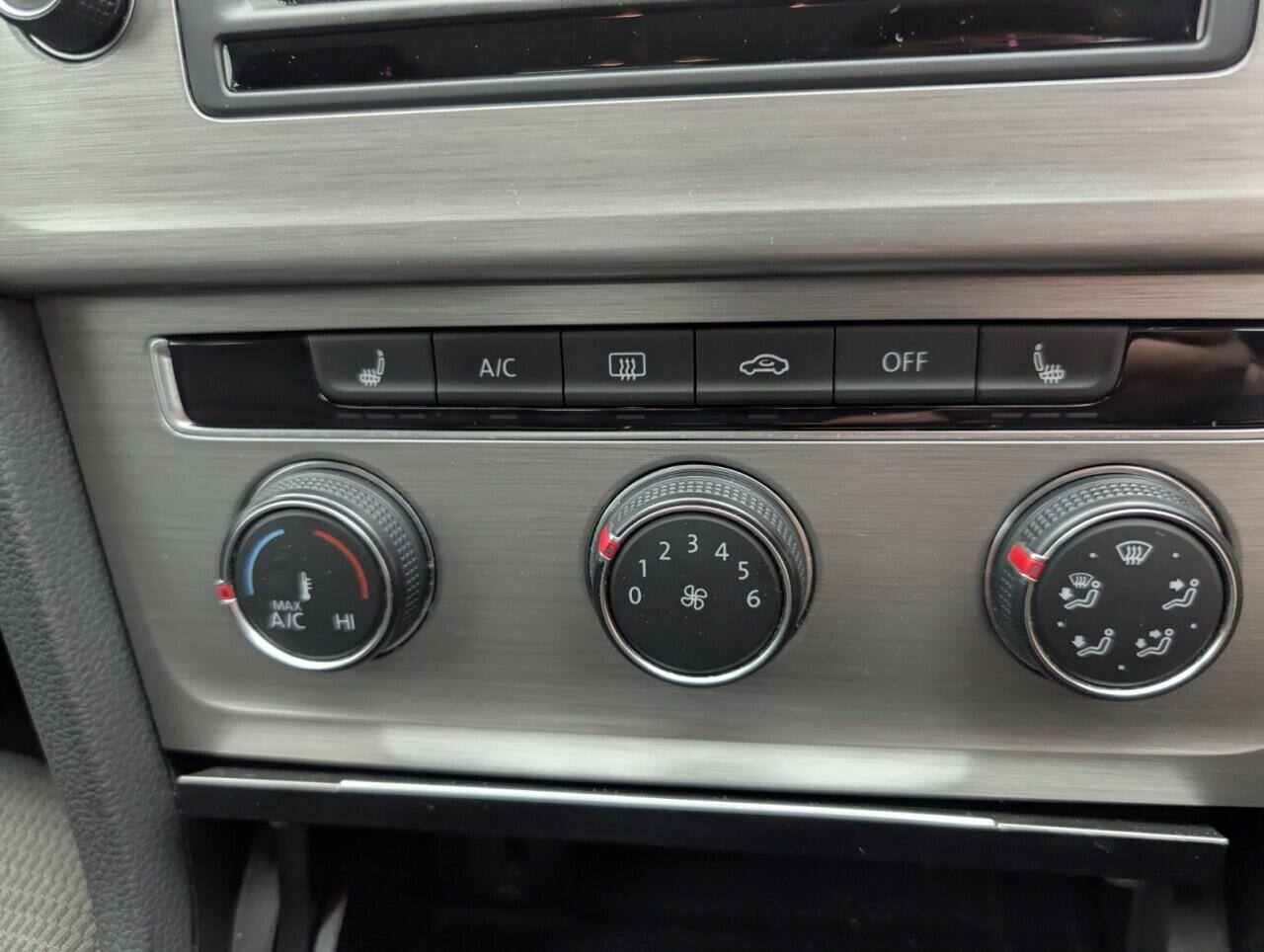 Used Volkswagen Golf 2016 for sale - 76425514: Photo 17