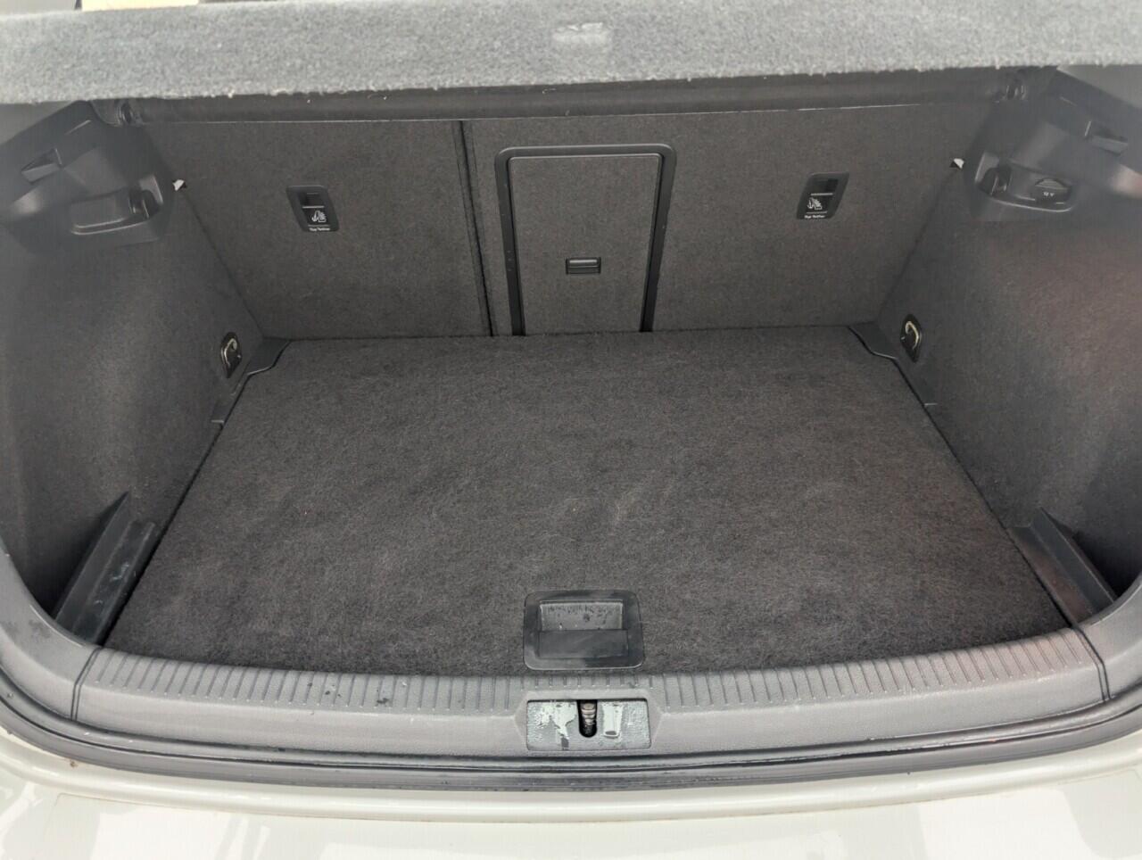 Used Volkswagen Golf 2016 for sale - 76425514: Photo 27