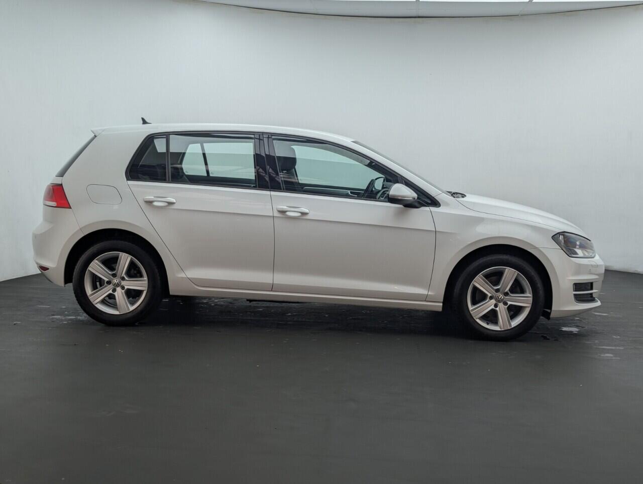 Used Volkswagen Golf 2016 for sale - 76425514: Photo 9