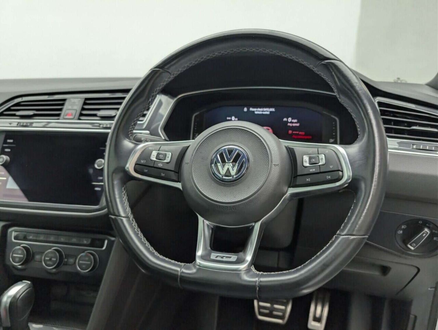 Used Volkswagen Tiguan 2019 for sale - 77714258: Photo 21