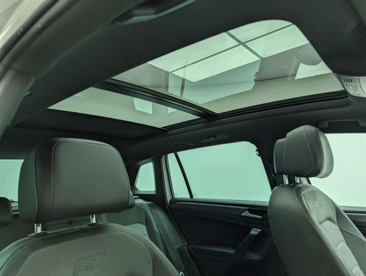 Used Volkswagen Tiguan 2019 for sale - 77714258: Photo 22