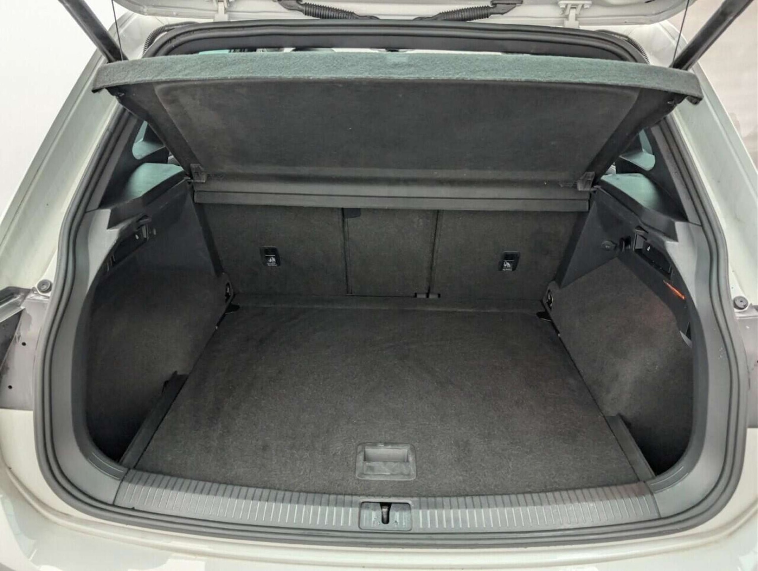 Used Volkswagen Tiguan 2019 for sale - 77714258: Photo 25